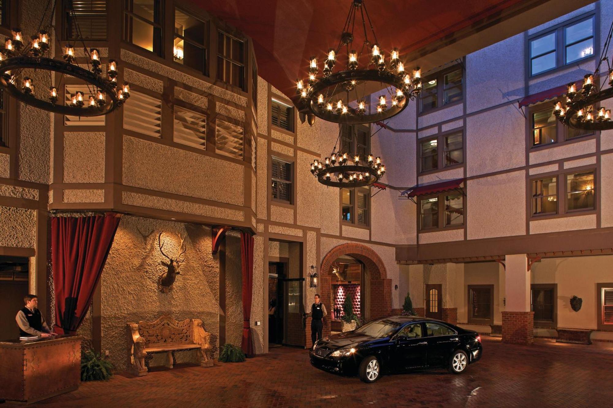 Grand Bohemian Lodge Asheville, Autograph Collection Экстерьер фото